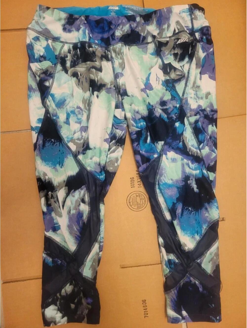 Avia Brand Women's Capri Style Leggings. Floral Pattern.